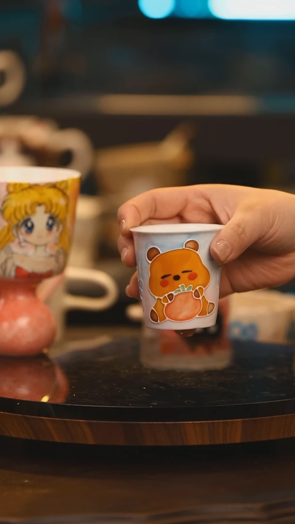 【闪购商品】摆件景德镇高温釉下彩手绘