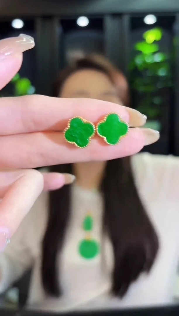 翡翠未镶嵌耳饰缅料A货/多样性发货/一件