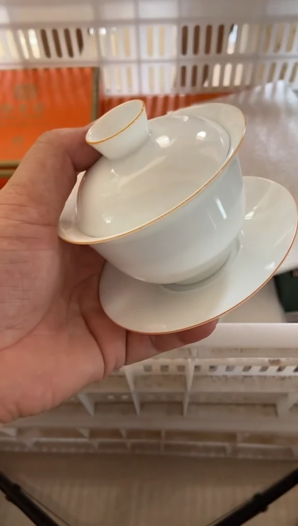杯无运费险有瑕疵的摄影的产品有使用过的痕迹有点脏介意勿拍