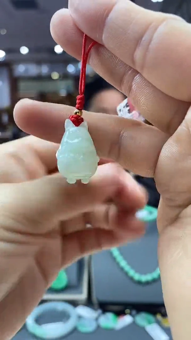 颈饰未镶嵌翡翠龙猫