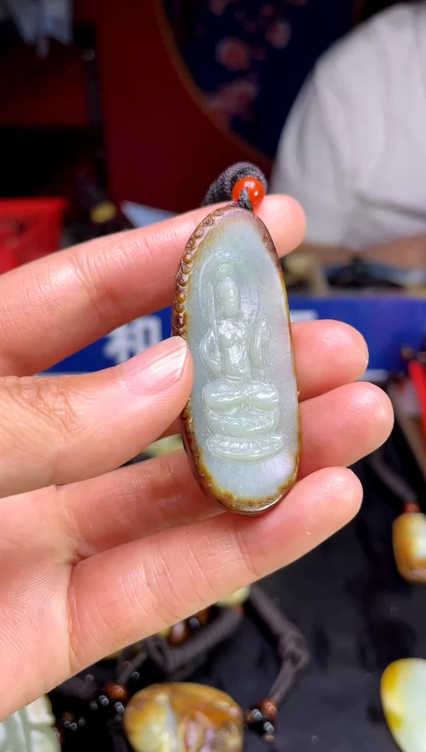 和田玉未镶嵌颈饰1