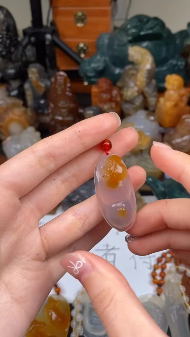 玛瑙/玉髓颈饰未镶嵌AA