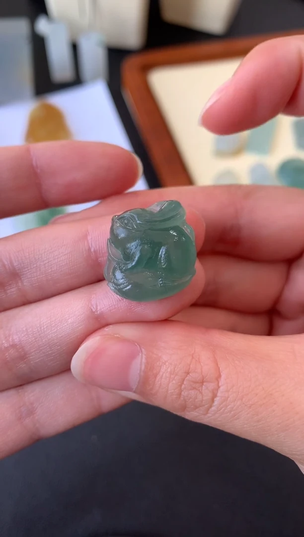 【闪购商品】定制翡翠未镶嵌翡翠