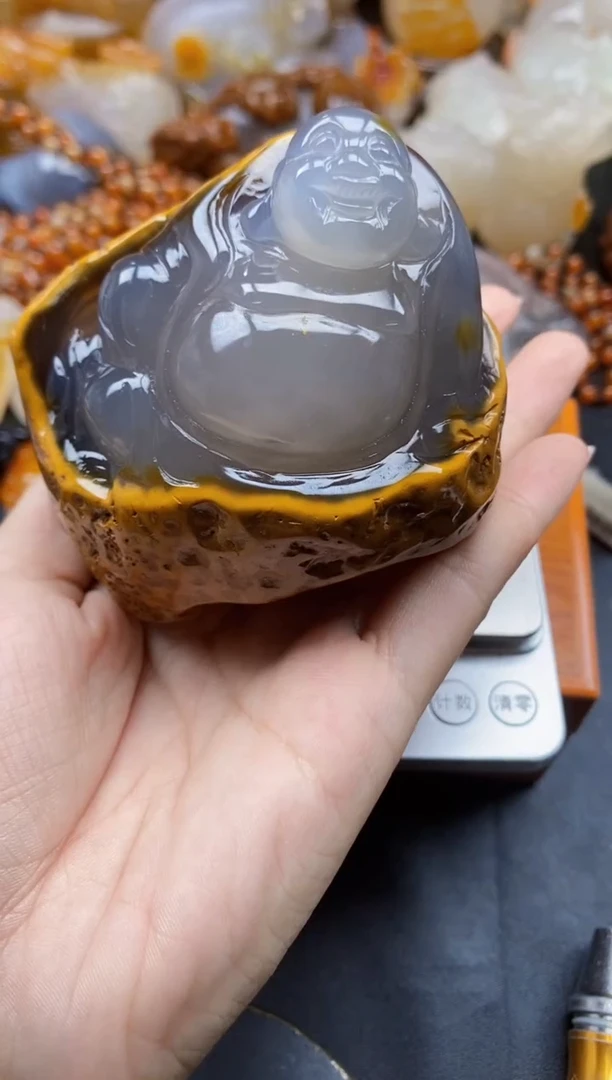 未镶嵌1玛瑙/玉髓海***产ll