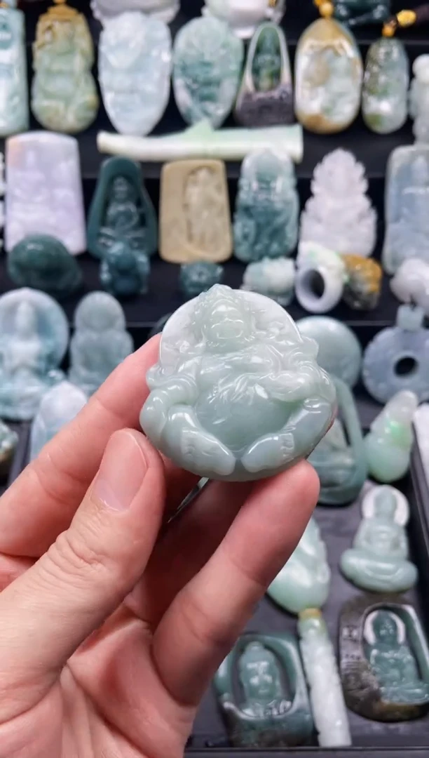 颈饰未镶嵌翡翠壮**哥天然翡翠a货