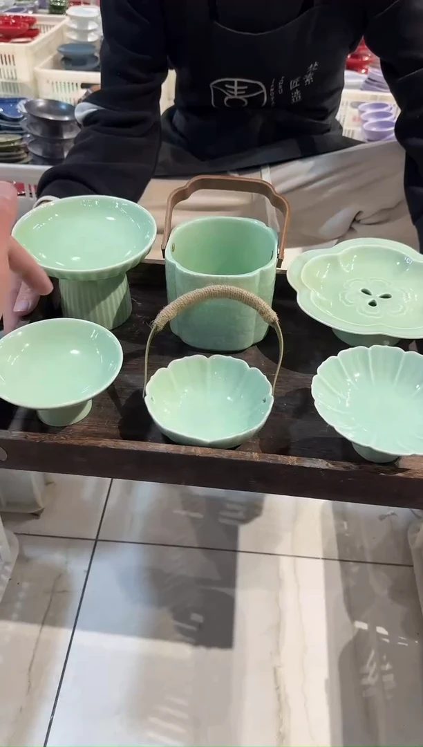 瓷片瓷微瑕商品 介意勿拍 【带托盘】
