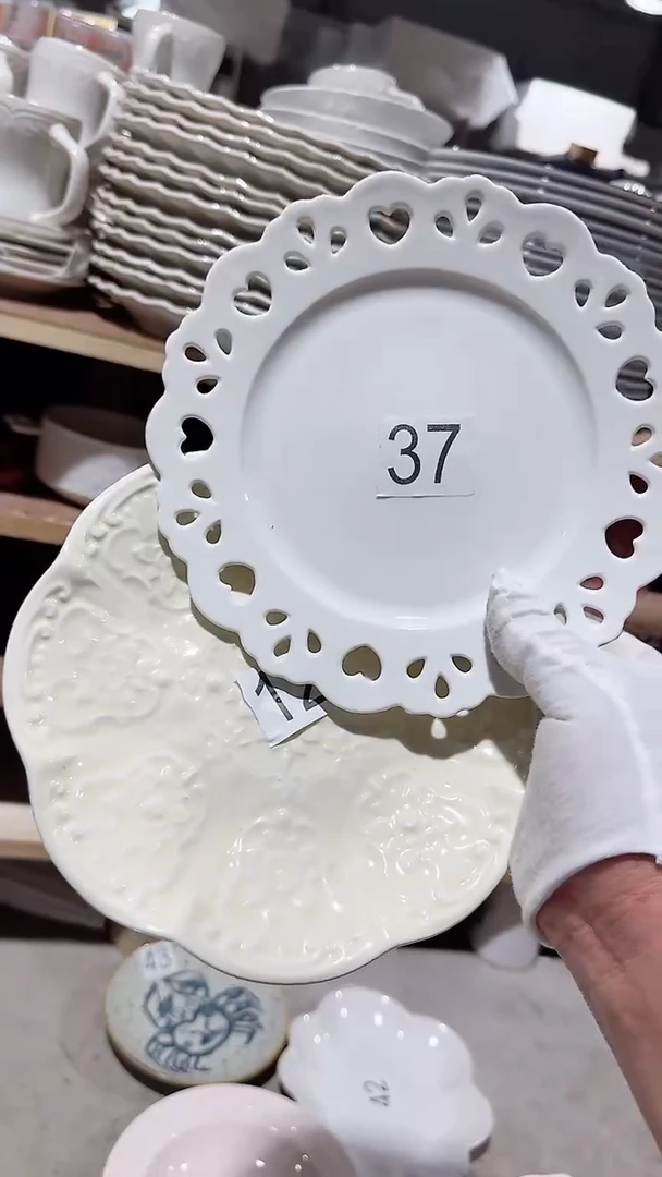 碗2个盘子微瑕 凑满20元包邮