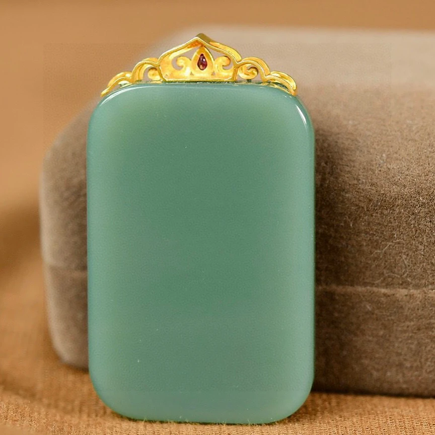 和田玉碧玉无事牌挂件18k镶嵌平安无事牌项链挂件