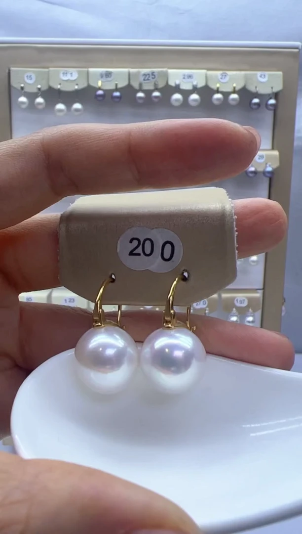【闪购商品】淡水珍珠耳饰银S925镶嵌200