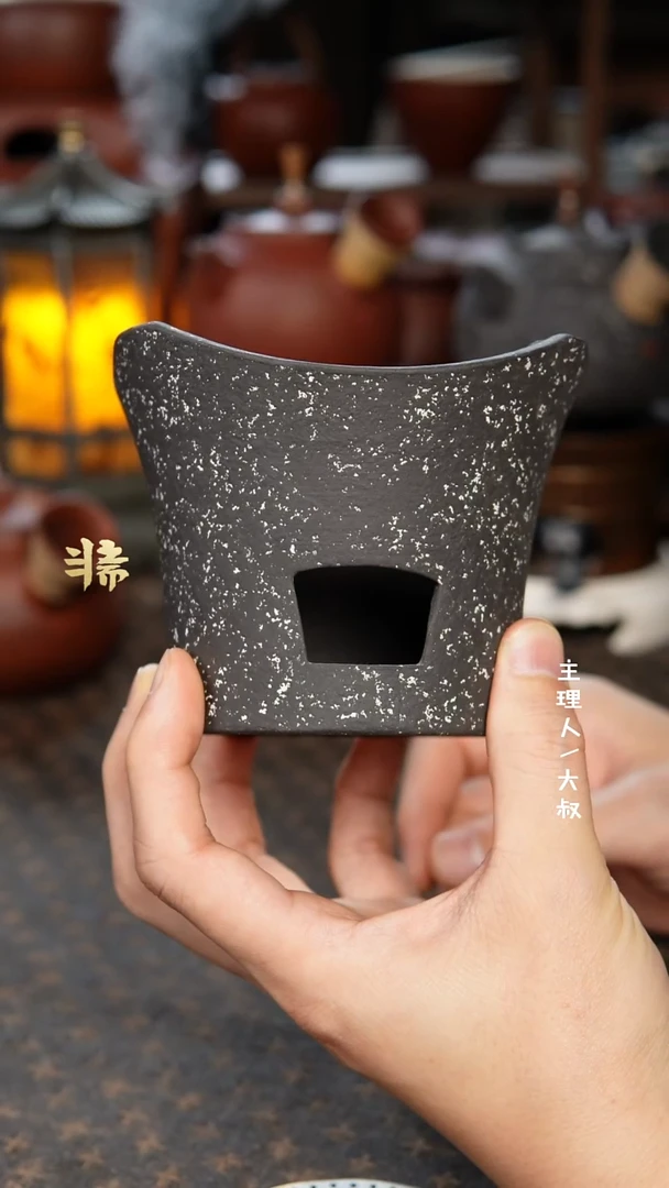 【闪购商品】侘寂色黑粉引松风炉