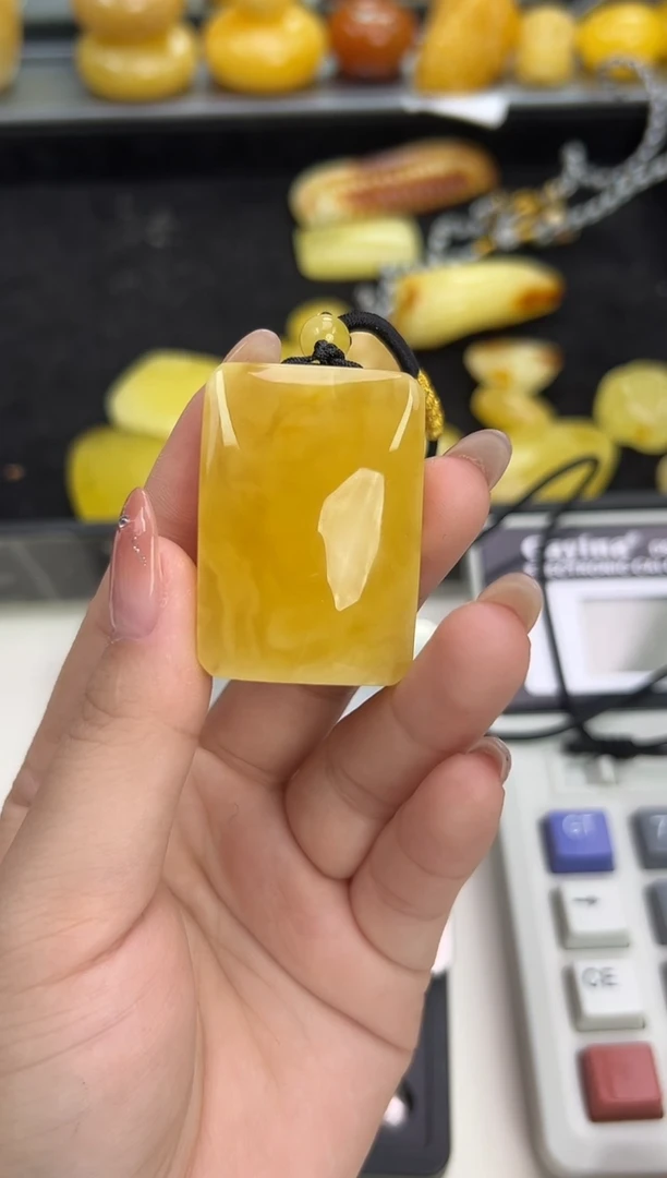 裸石琥珀未镶嵌琥珀蜜蜡吊坠
