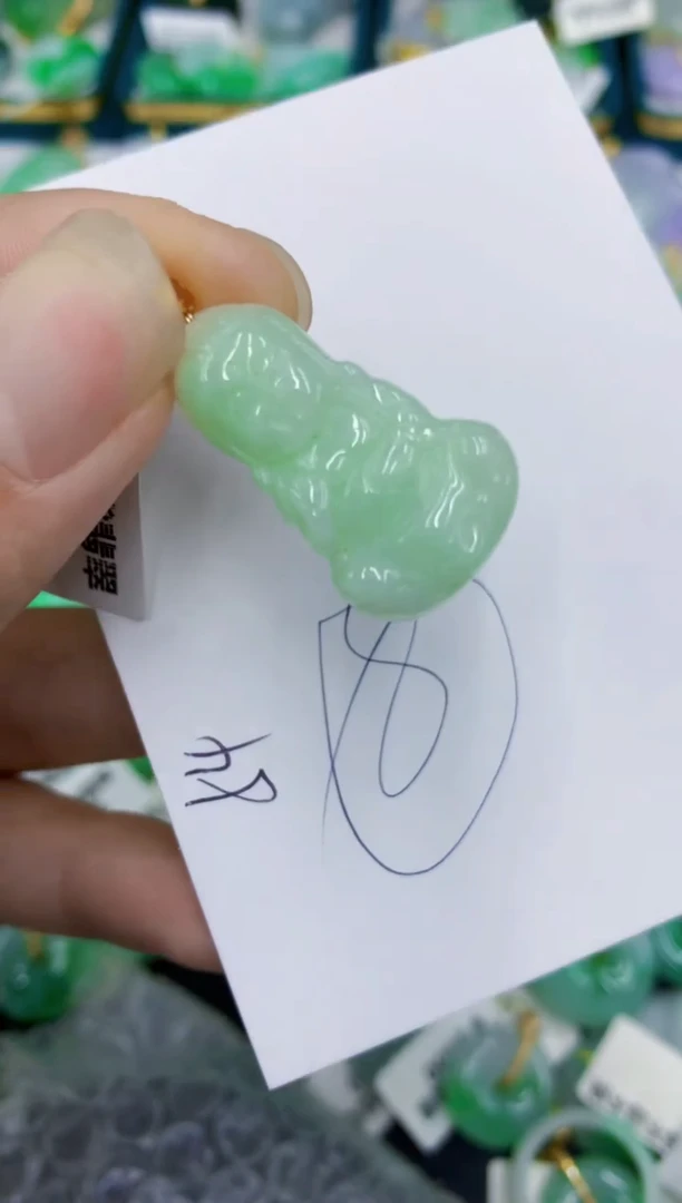 翡翠未镶嵌颈饰1111111111
