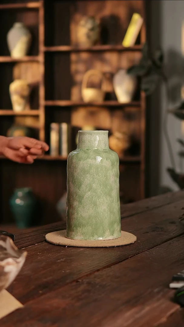 摆件6-146高30口7误差2无孔