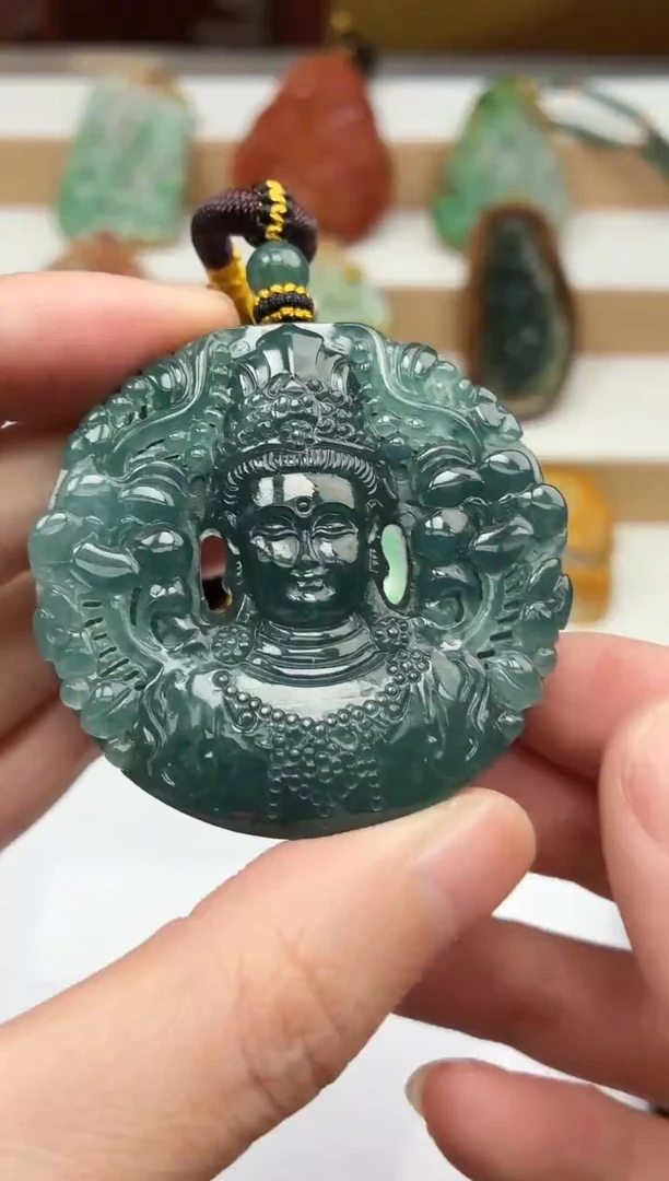 颈饰未镶嵌翡翠牌子