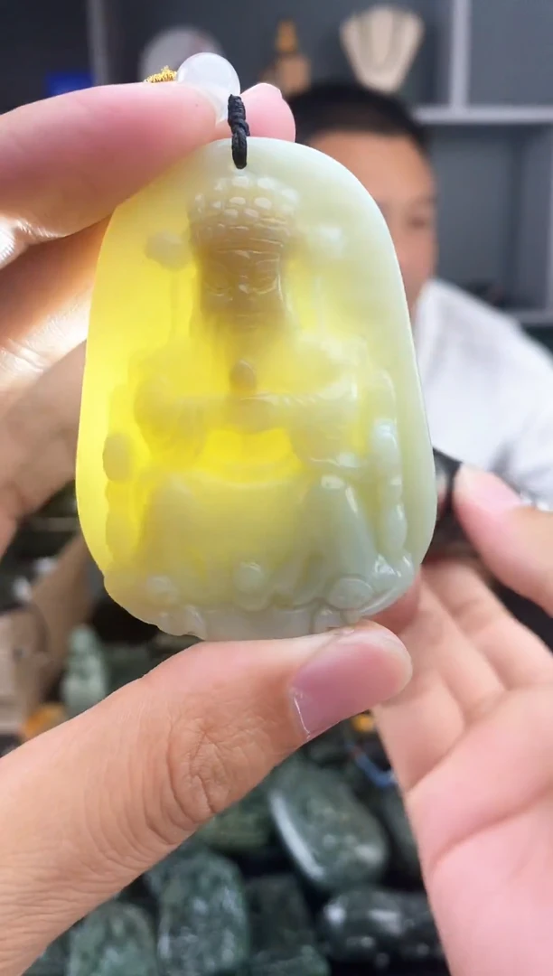 和田玉未镶嵌颈饰1