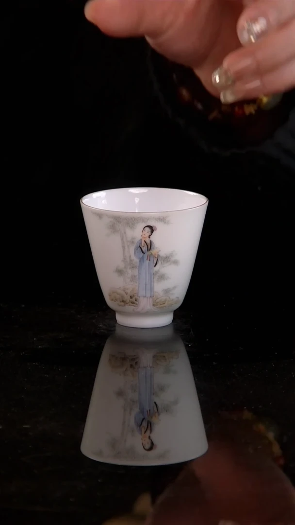 福利款粉彩十二金钗单杯