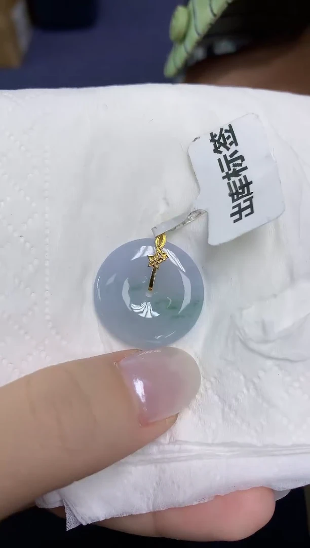翡翠18K金镶嵌颈饰天然缅甸翡翠A货