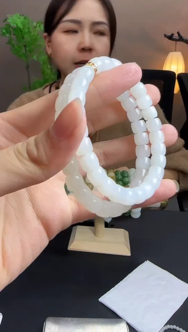 未镶嵌手串和田玉JJD1221139多样性发一