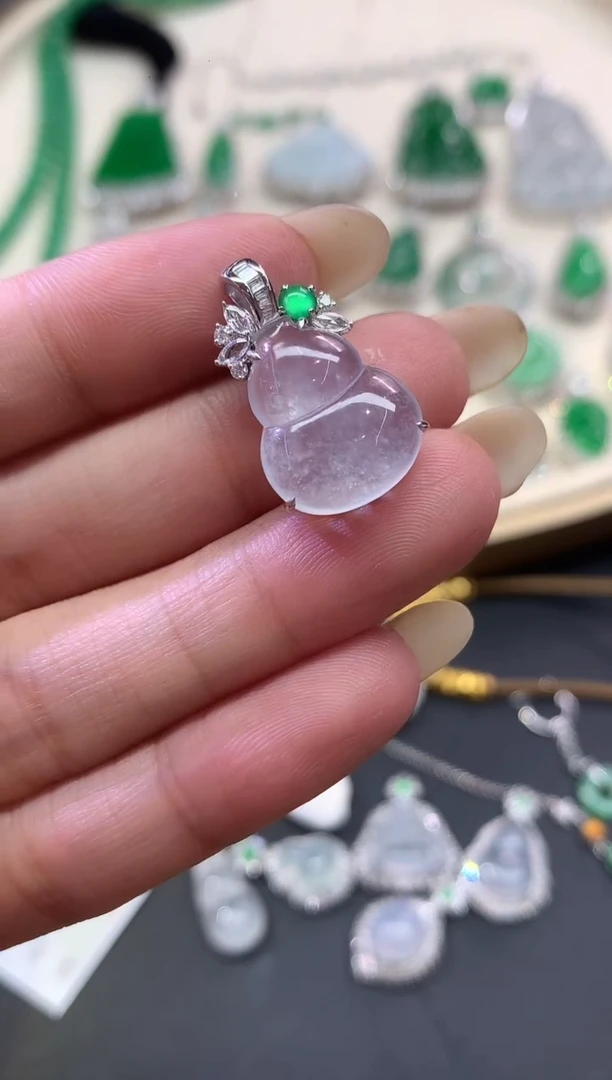 吊坠(不含链)18K金镶嵌翡翠Q27|13800