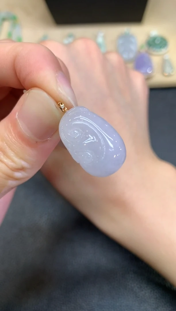 【闪购商品】翡翠颈饰18K金镶嵌如意【无服务费】