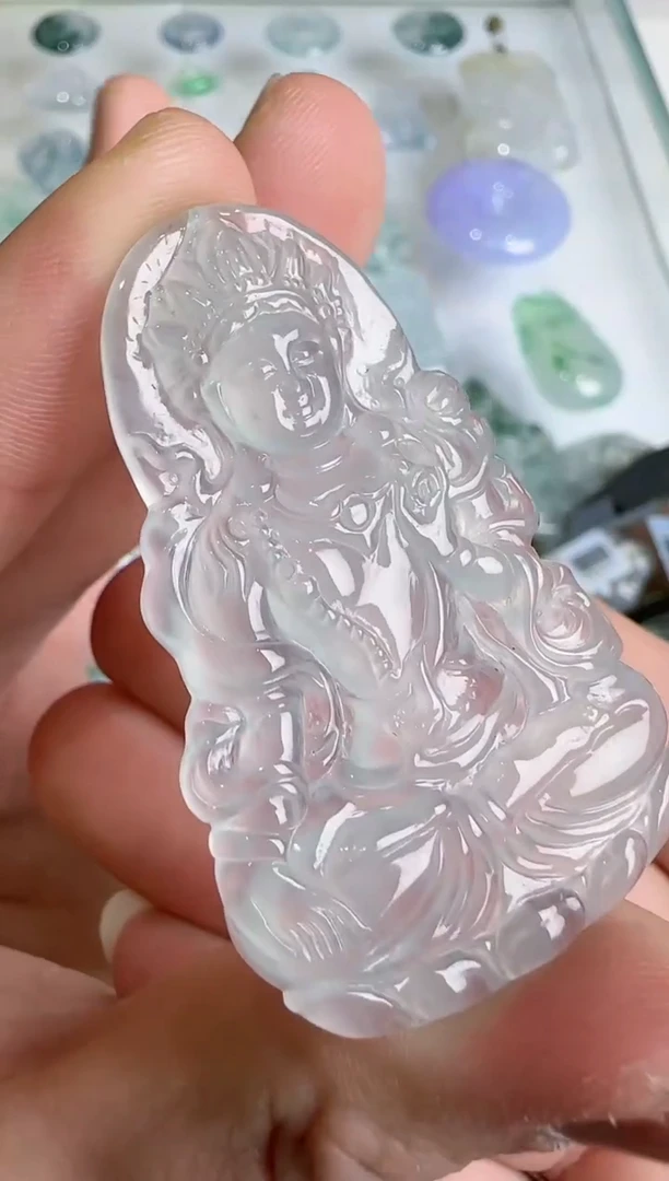 【闪购商品】翡翠吊坠(不含链)未镶嵌