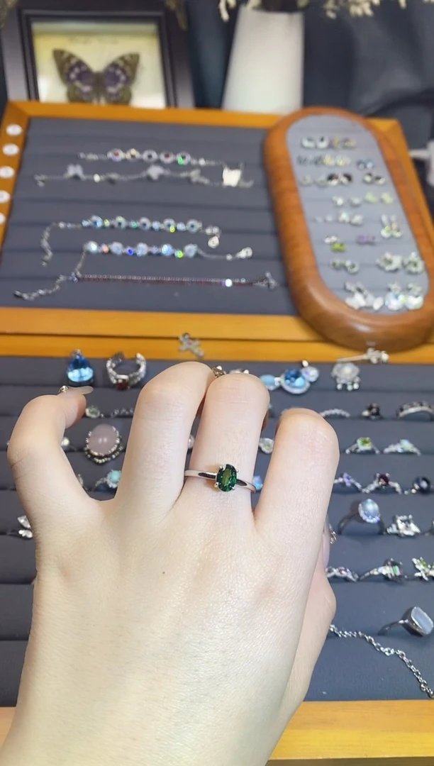 【闪购商品】水晶手链银S925镶嵌A179