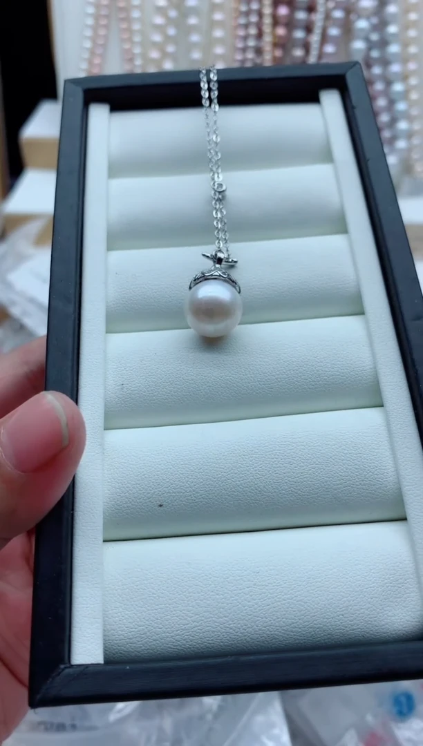 套链合金淡水珍珠多样性发其一，非无暇