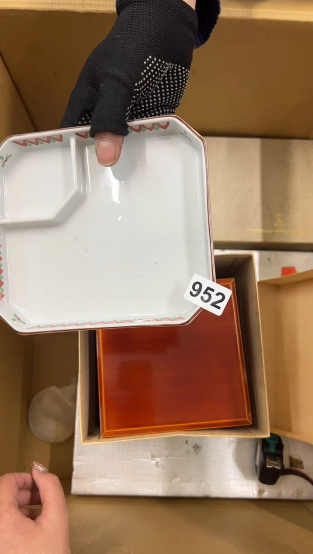 【闪购商品】瓷片952中古商品谨慎参拍