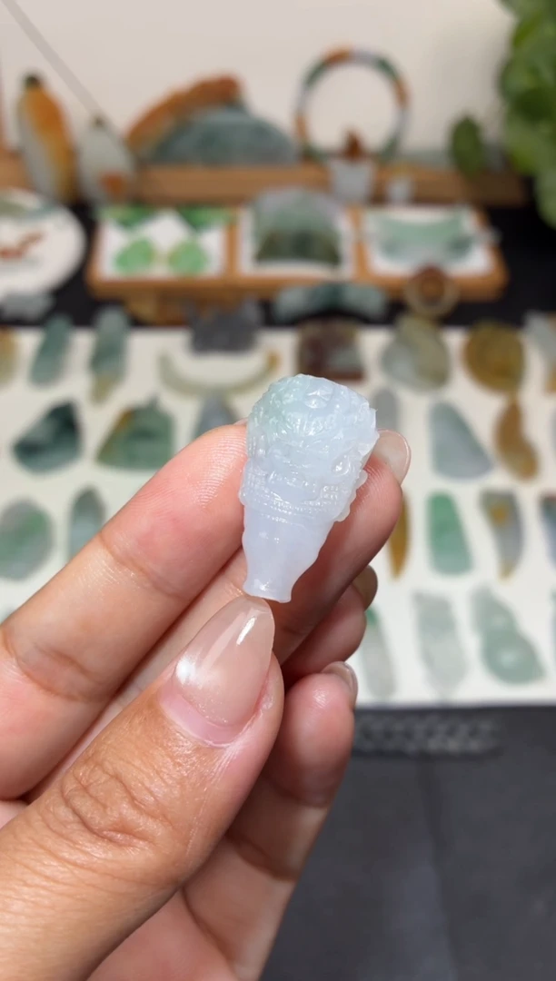 未镶嵌定制翡翠龙头三通