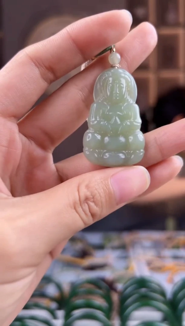 颈饰未镶嵌和田玉拍一发一，拍一发一