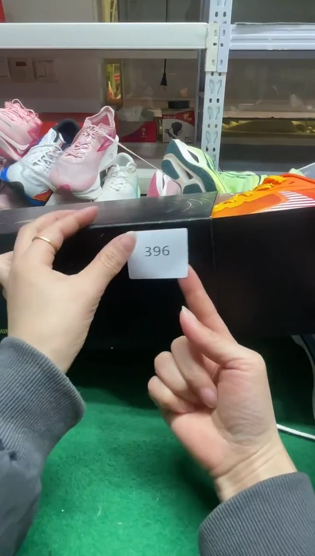 雷*这是个大鞋店家的鞋396