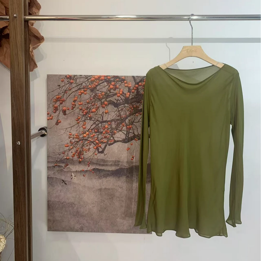 2652#高级感斜裁真丝一字领洋气时尚衬衫