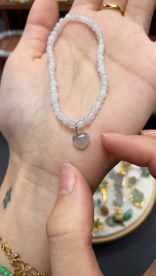 【闪购商品】翡翠套链未镶嵌一个   652