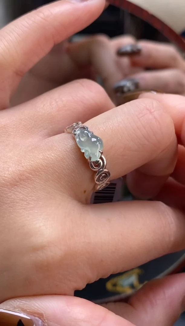 颈饰银S925镶嵌翡翠18770