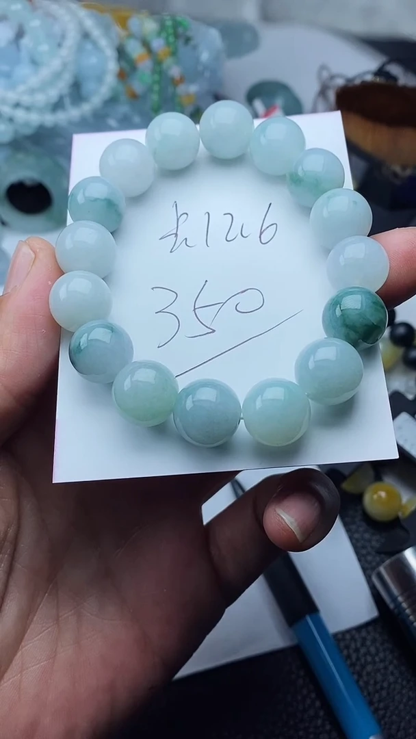 【闪购商品】翡翠颈饰未镶嵌手串