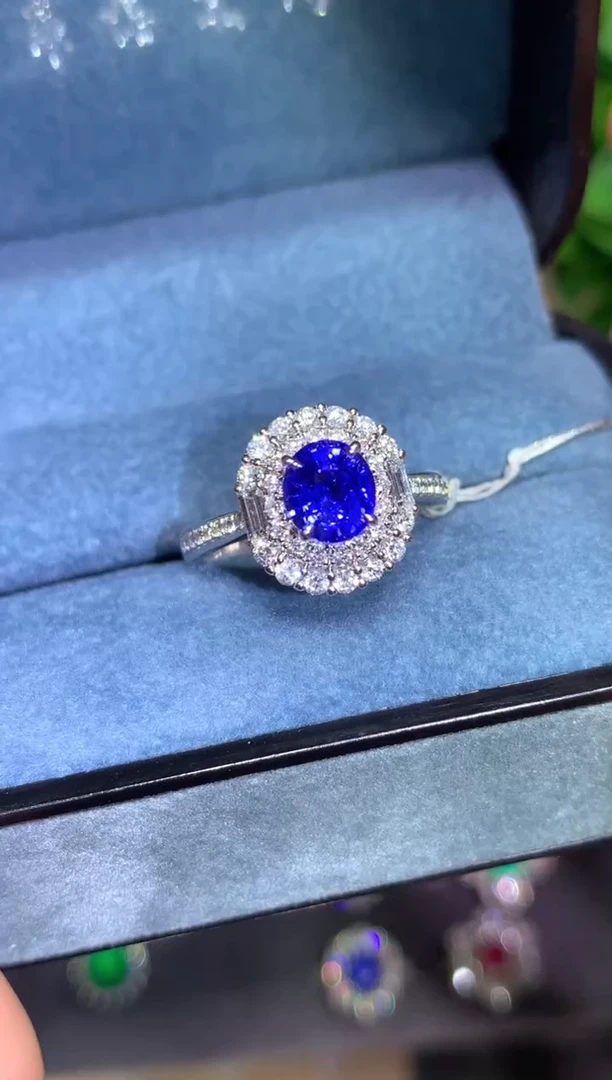 戒指蓝宝石18K金镶嵌1.18CT