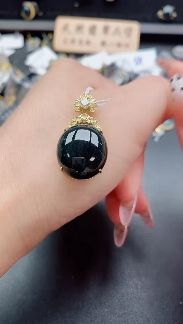 吊坠(赠链)银S925镶嵌翡翠1