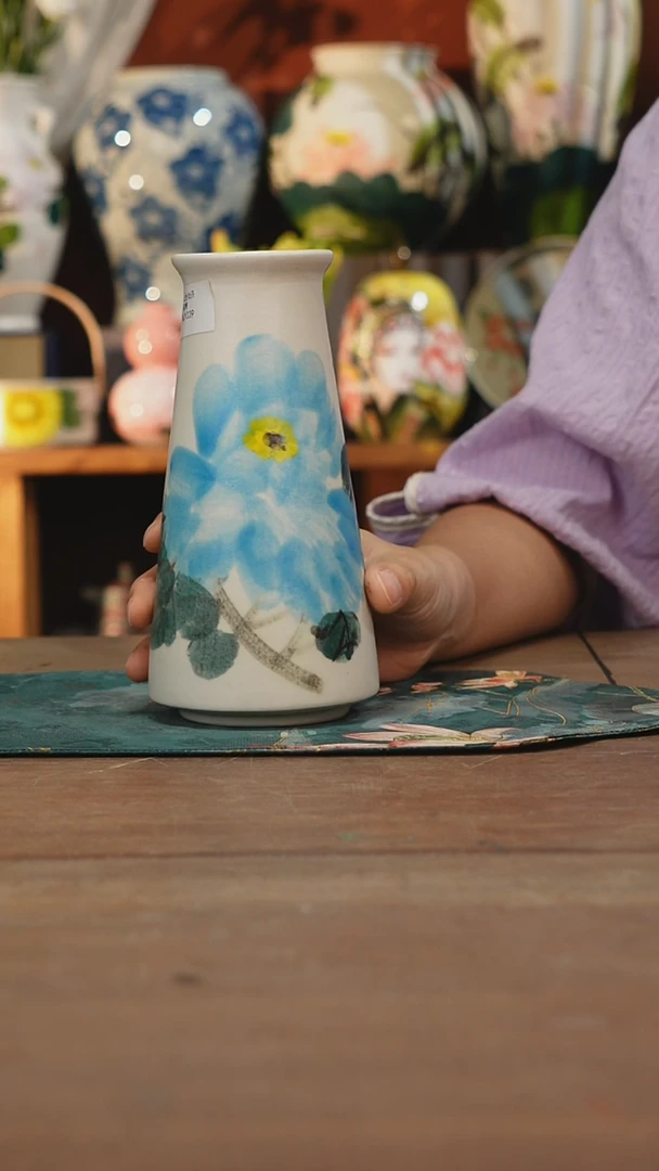 瓶景德镇设计师釉下手绘陶瓷花瓶