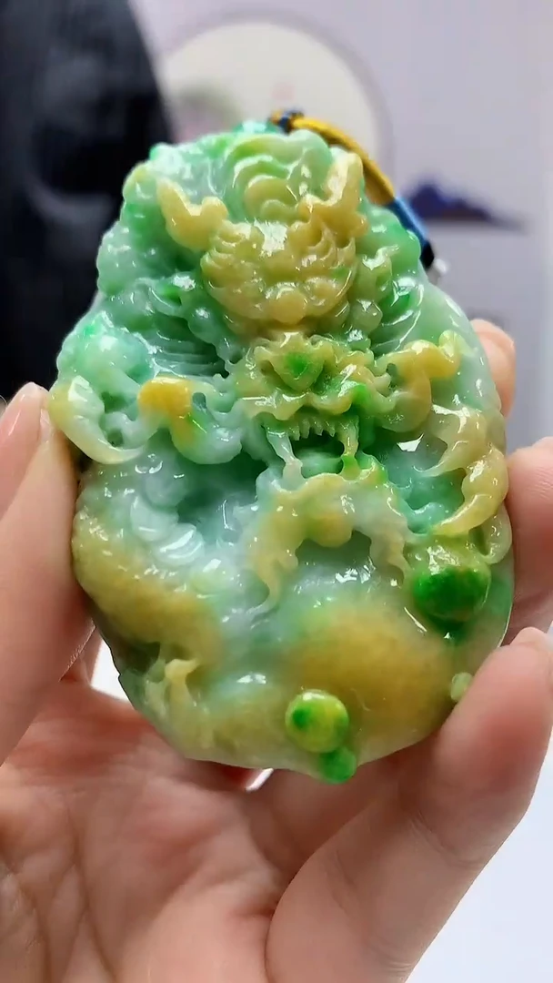 【闪购商品】定制翡翠未镶嵌5153ms-毛货50龙牌