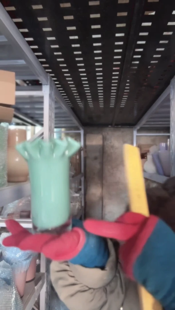 212直播玻璃花瓶