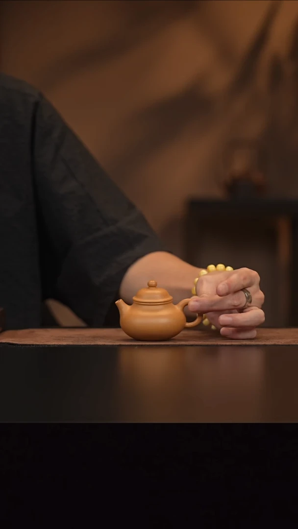 允禾斋  紫砂壶  容天  黄段