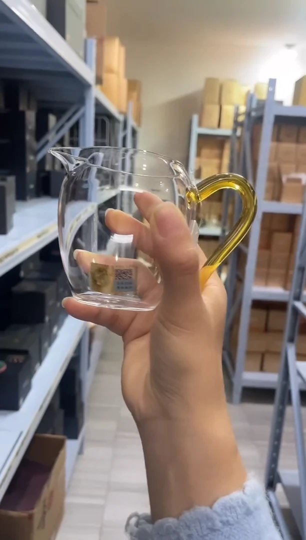 【闪购商品】小翊口浅黄。。。。