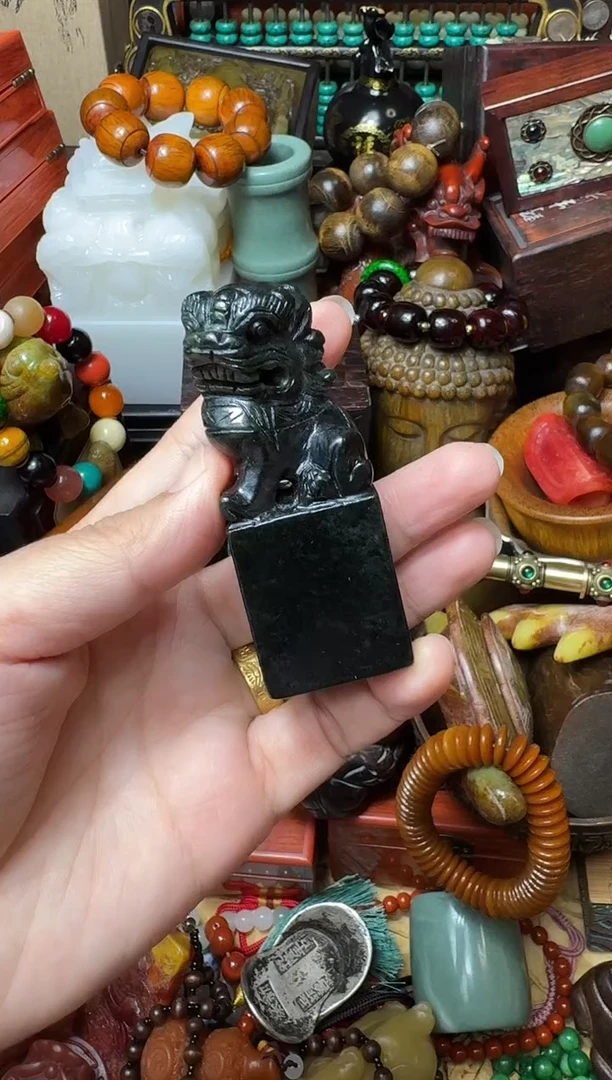 未镶嵌和田玉摆件主播推荐：一物一拍，讲解为准！