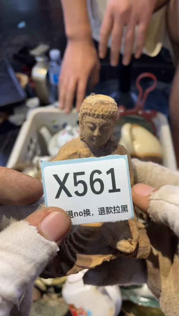 瓷片敬****）表弟直播链接火爆火爆