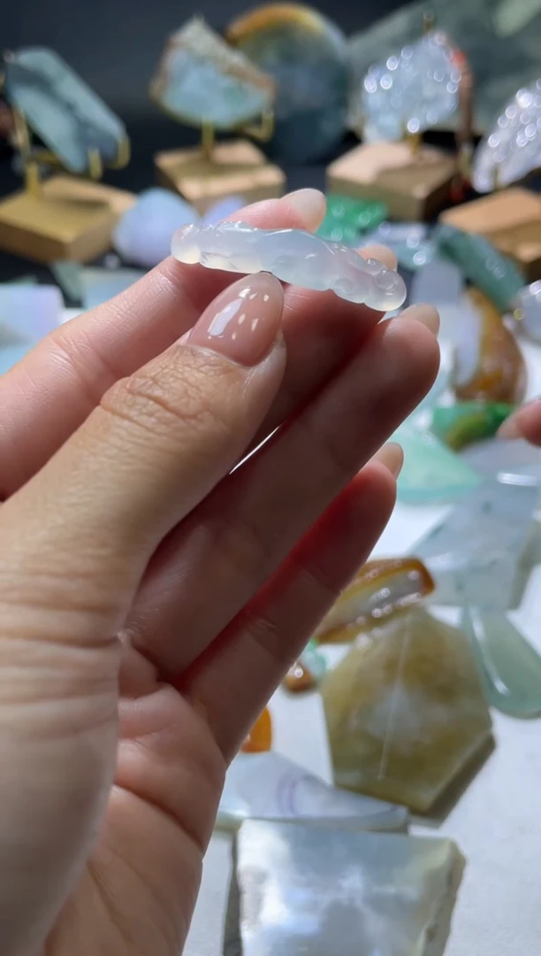 未镶嵌定制翡翠手牌