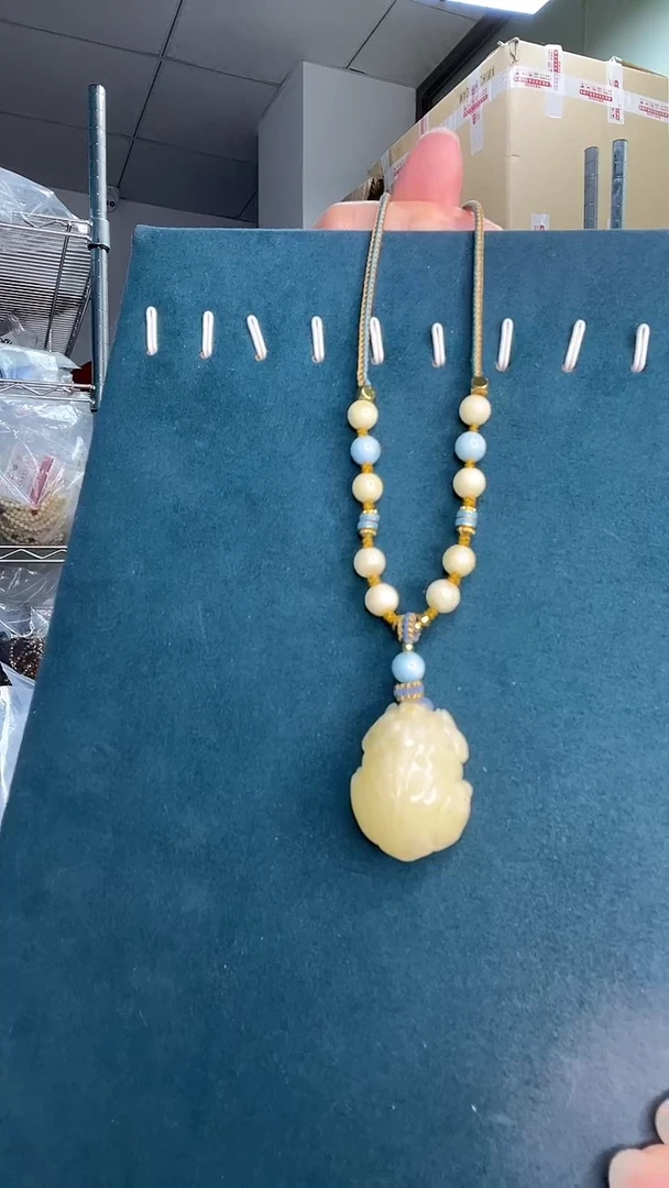 未镶嵌琥珀裸石A1458天然蜜蜡