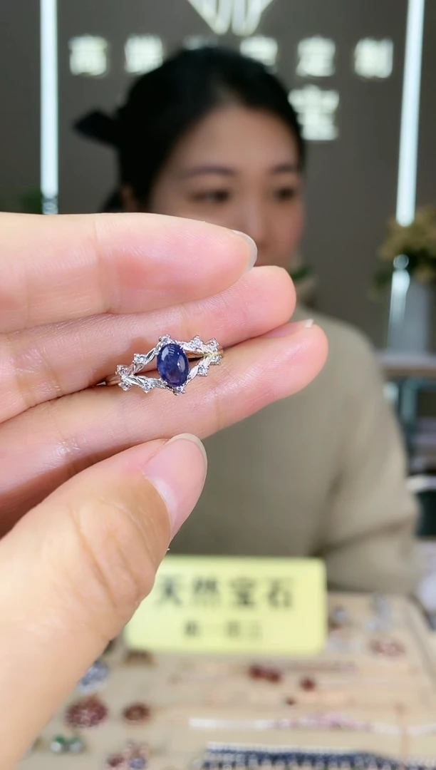 【闪购商品】蓝宝石手饰银S925镶嵌手饰