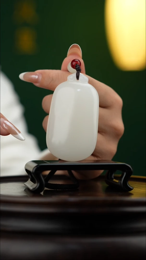 玉【无事牌】天然玉石手把件