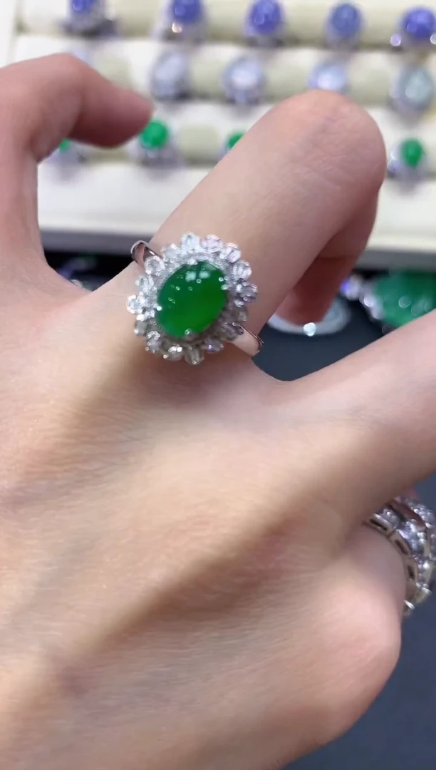 【闪购商品】翡翠戒指18K金镶嵌a158