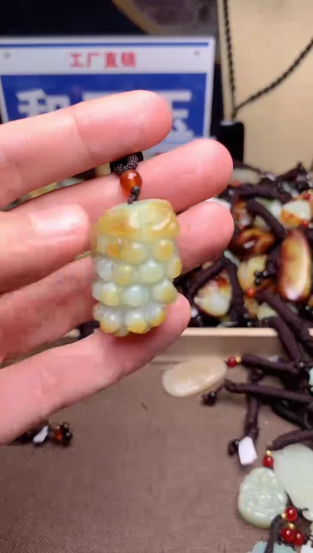 【闪购商品】和田玉颈饰未镶嵌1